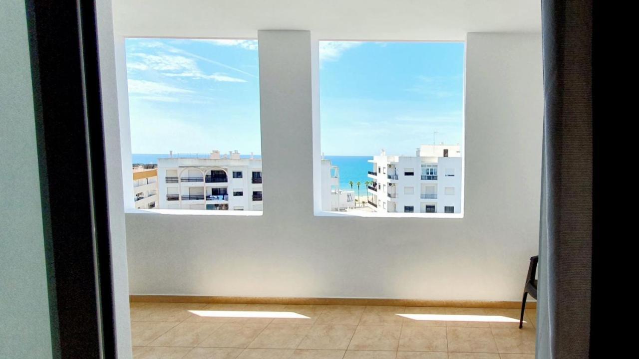 Quarteira Beach Vacation: 2Br Steps To The Sand エクステリア 写真