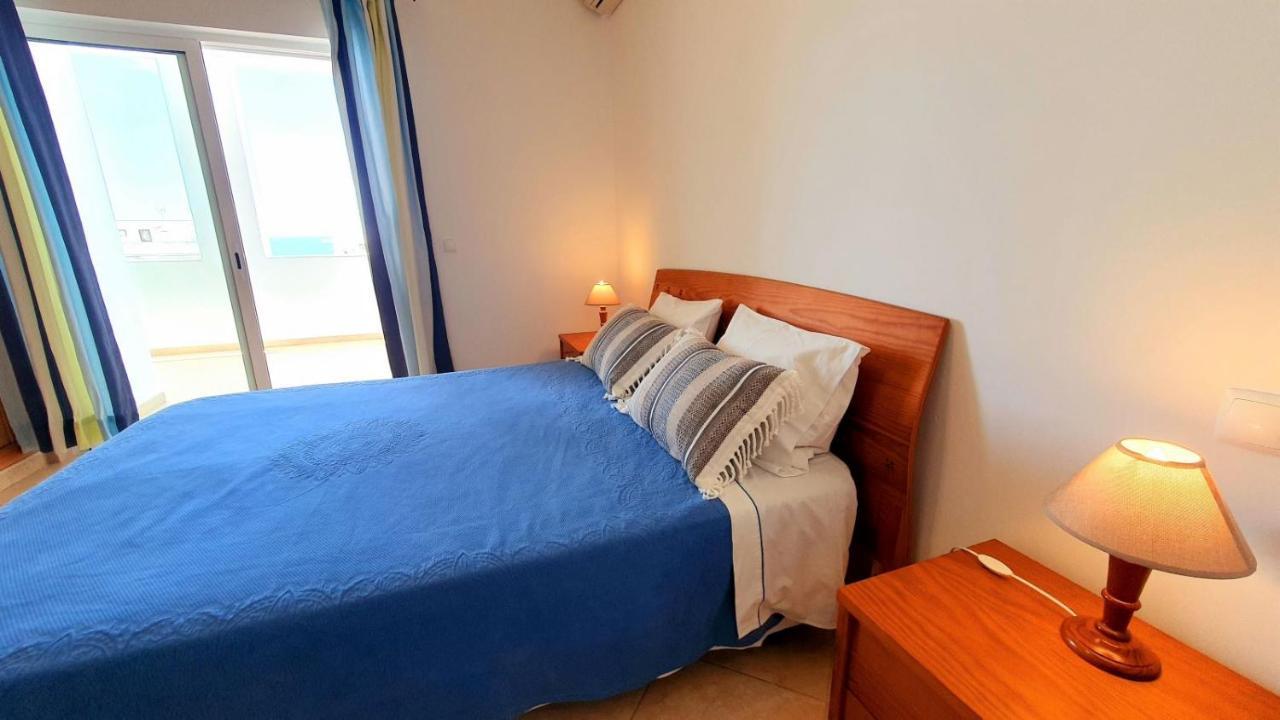 Quarteira Beach Vacation: 2Br Steps To The Sand エクステリア 写真