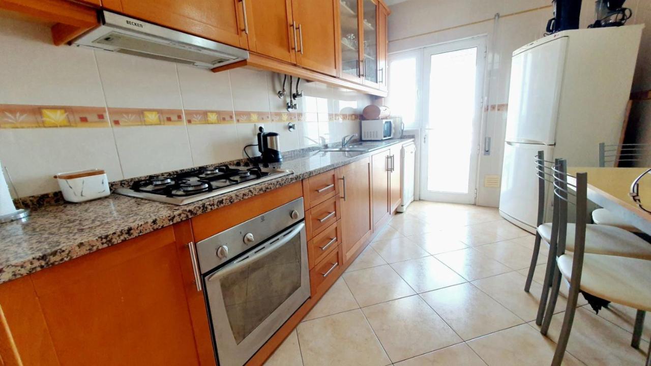 Quarteira Beach Vacation: 2Br Steps To The Sand エクステリア 写真